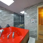 酒店 Cave Rooms&pool