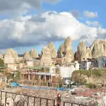 Cave Rooms&pool Hotel Göreme