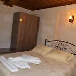 Cave Rooms&pool Göreme