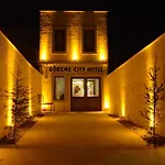 酒店 Cave Rooms&pool 格雷梅