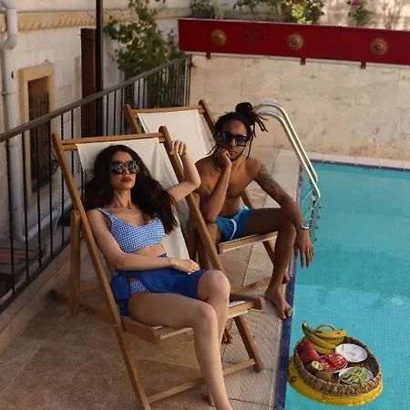 Отель Cave Rooms&pool