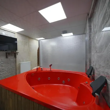 Hotel Cave Rooms&pool
