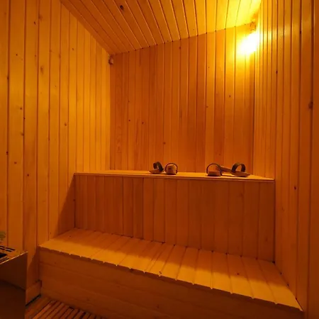 Hotel Cave Rooms&pool 2*