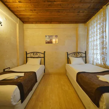 Отель Cave Rooms&pool