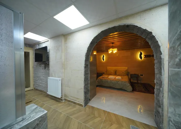 Отель Cave Rooms&pool Гореме