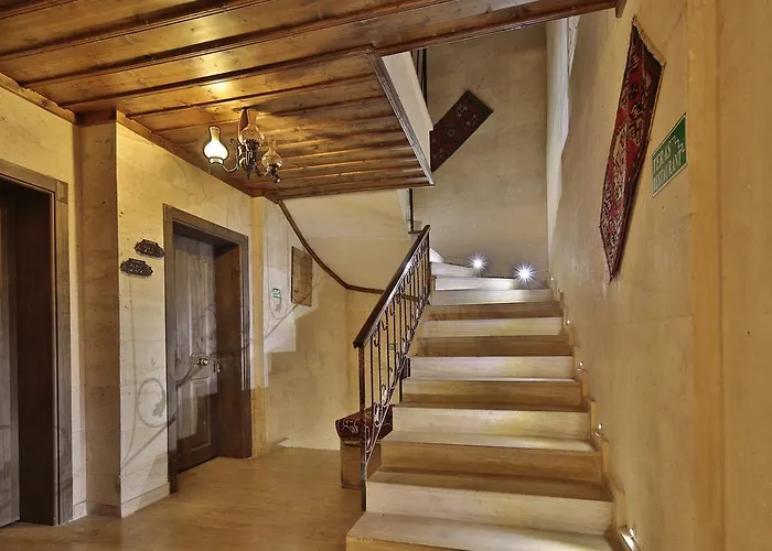 Cave Rooms&pool Гореме