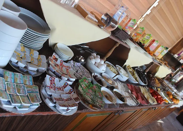 Cave Rooms&pool Гореме