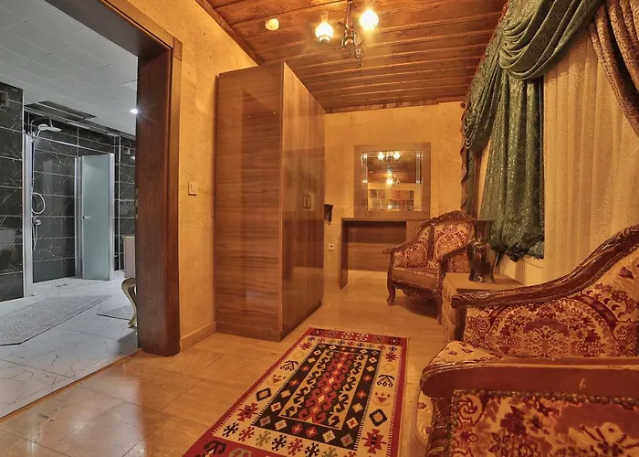 Отель Cave Rooms&pool 2*